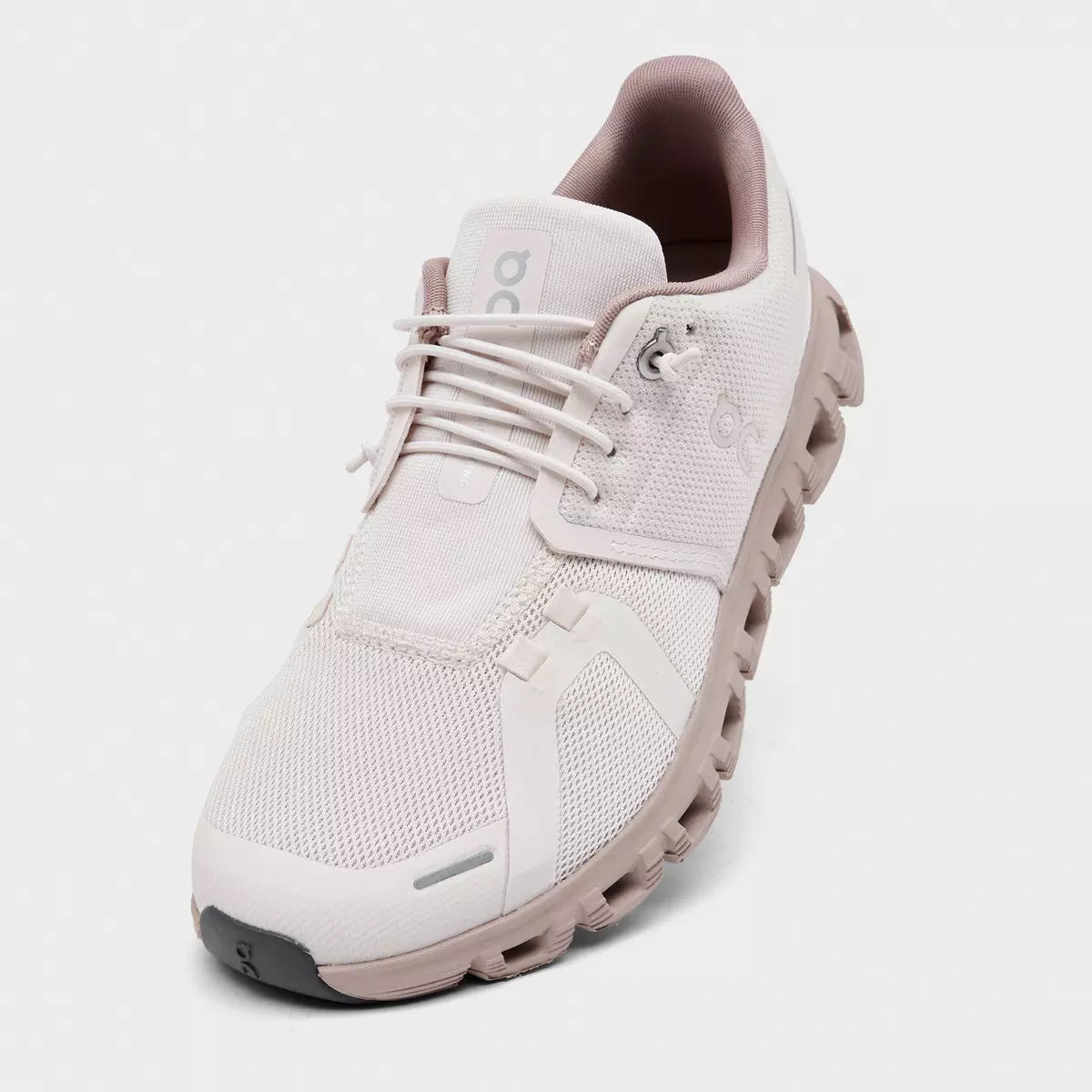 On Cloud 6 women