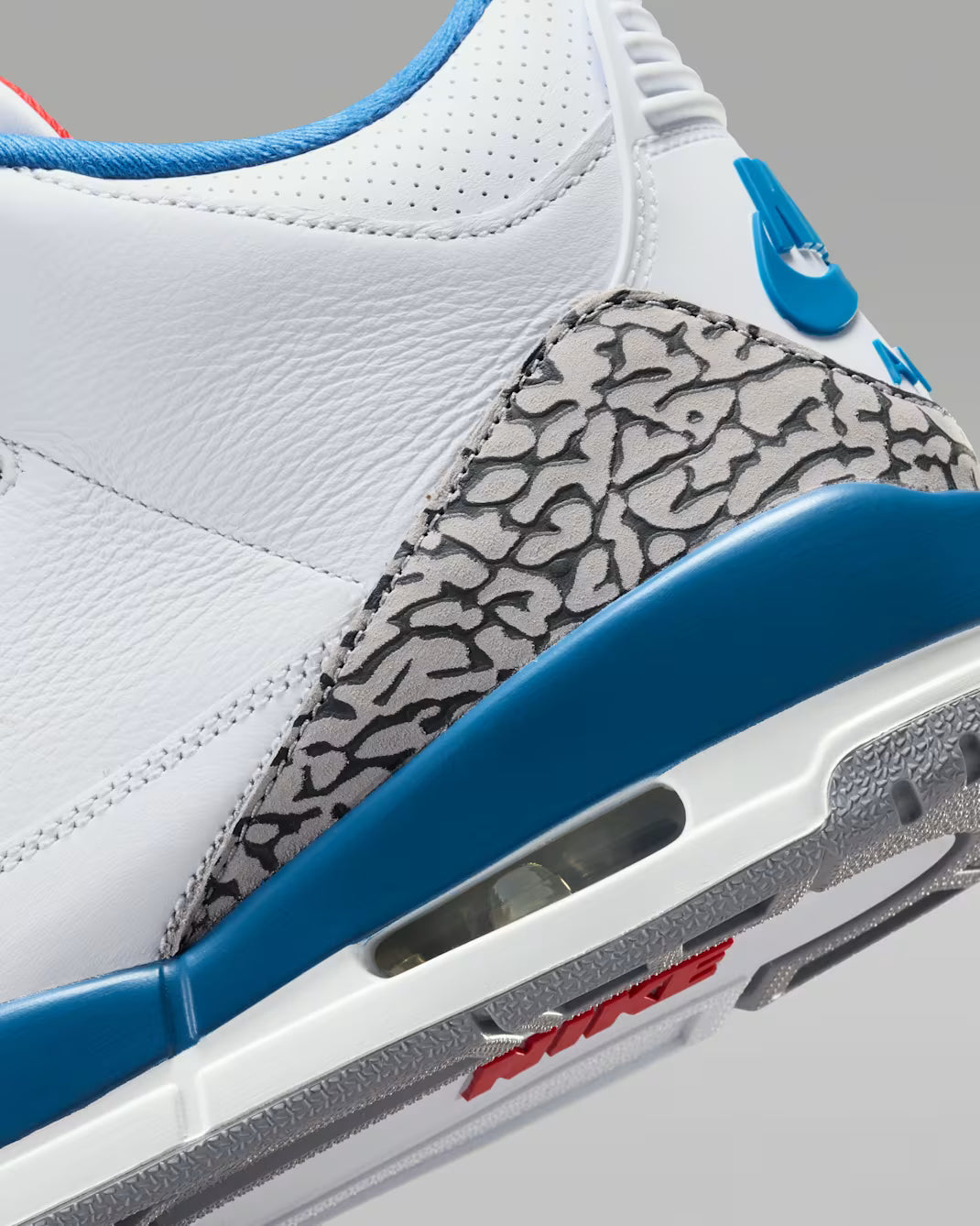 Air Jordan 3 Retro "True Blue"